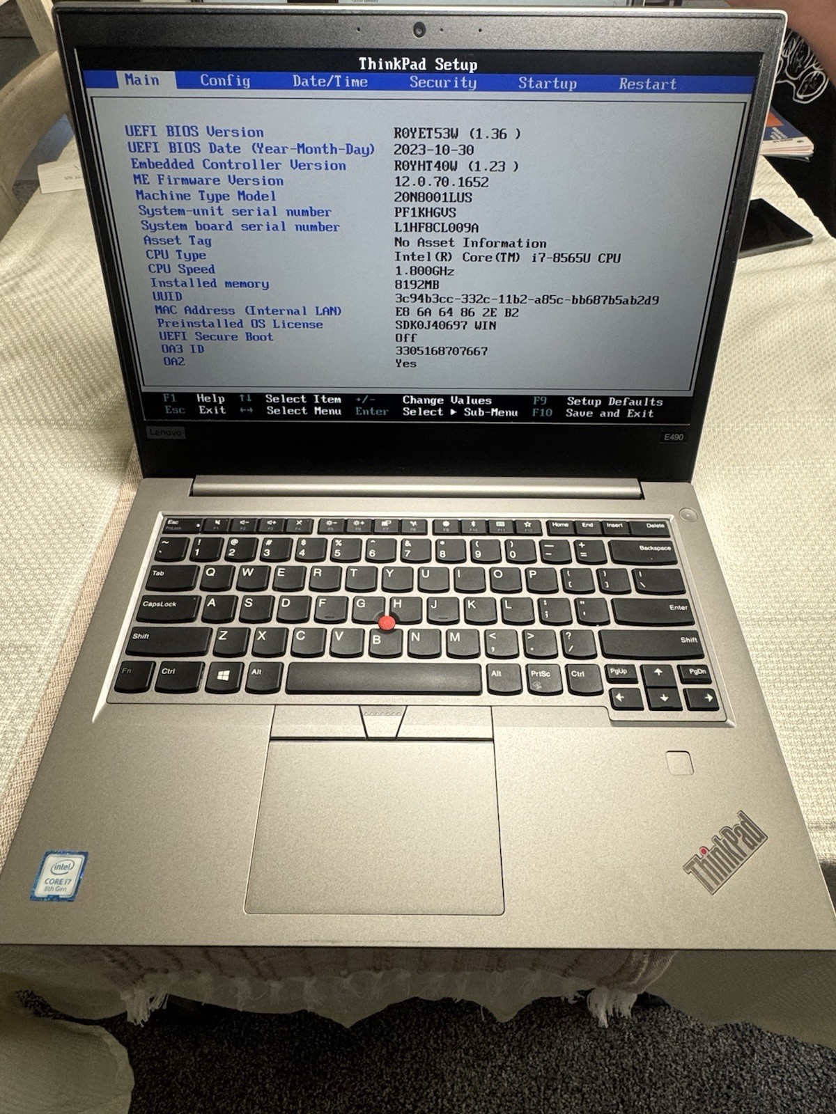 Lenovo ThinkPad E490 – i7-8565U @ 1.80 GHz 8GB 256GB SSD Windows 10