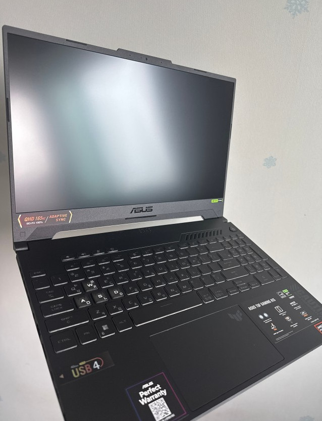 ASUS TUF Gaming A18 18″ FA808UH-S8030 / FreeDOS RTX5050 16GB/1TB Ryzen7 260