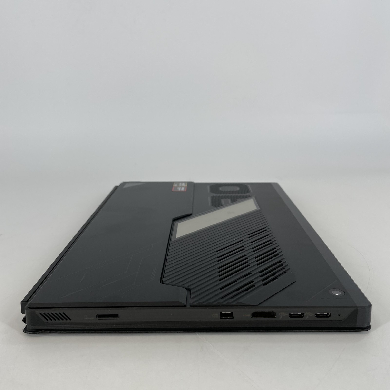 Asus ROG Flow Z13 GZ302 180Hz QHD+ TOUCH 3.0 GHz RYZEN AI MAX+ 395 32GB 2TB SSD