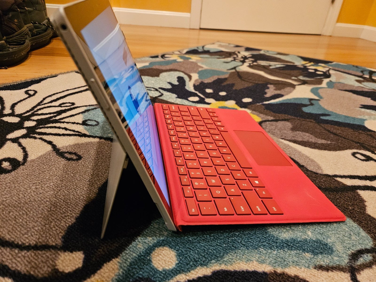 Microsoft Surface Pro 3 – 256GB SSD, 8GB Ram, Intel Core i5 – Win 11 Pro 64 bit