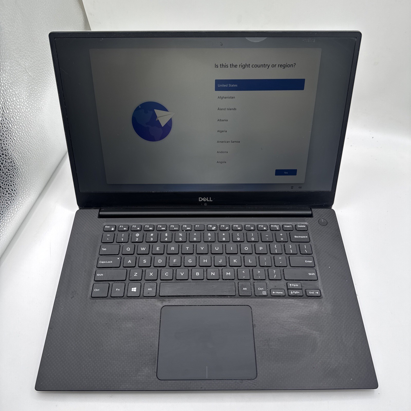 Dell Precision 5530 i9-8950HK 32GB RAM 1TB NVMe SSD FHD – READ DESCRIPTION