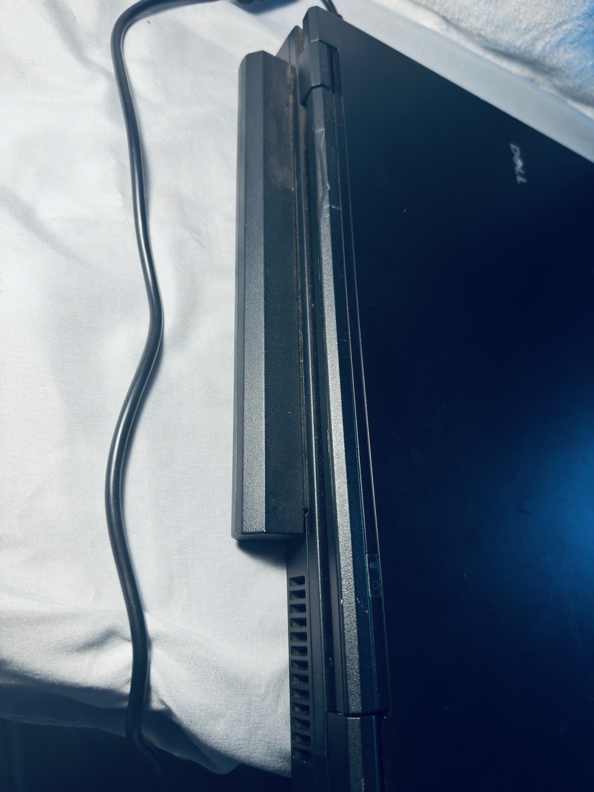 Dell Latitude E5500 15″ Core 2 Duo Wi-Fi Bluetooth VGA USB