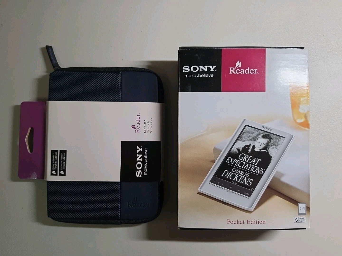 Sony PRS-350 E Reader 5 Inch Silver With Original Case