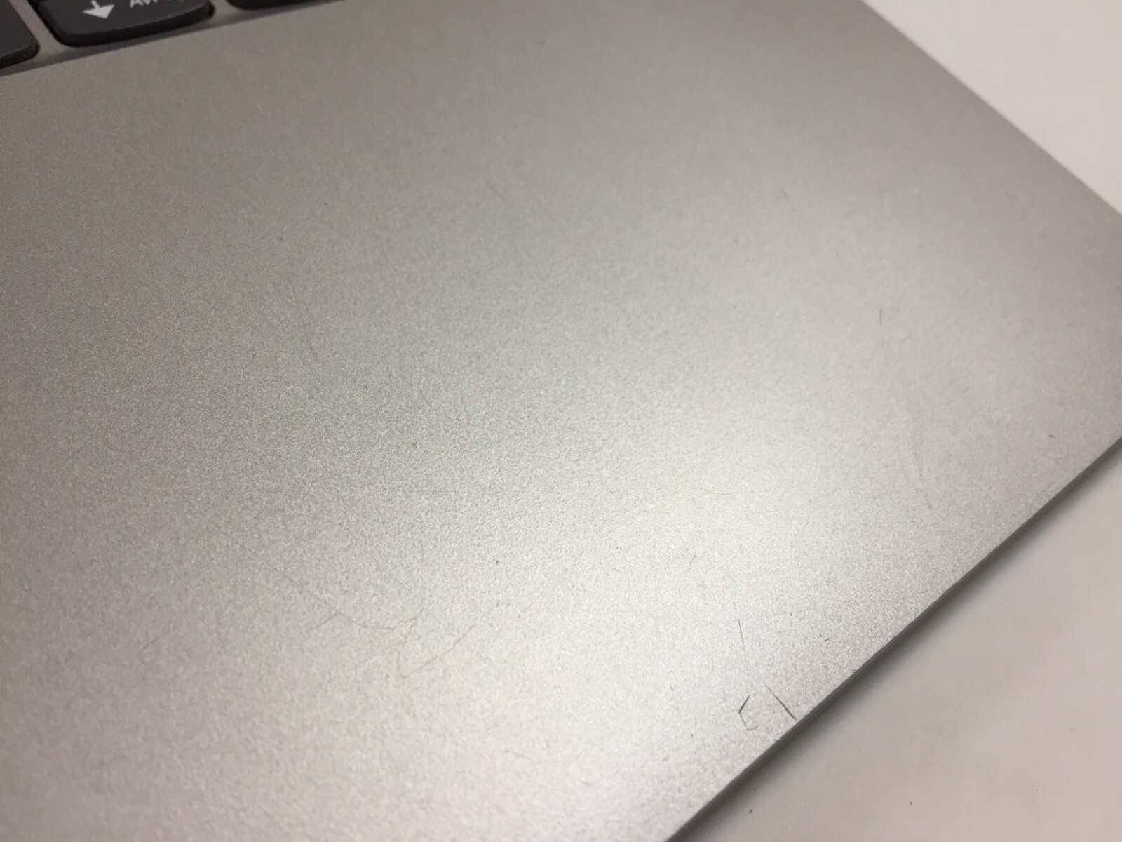 Lenovo ideapad 330S-15IKB Laptop 15.6″ HD/Intel i3-8130U/4G/1TB HDD +16GB Optane