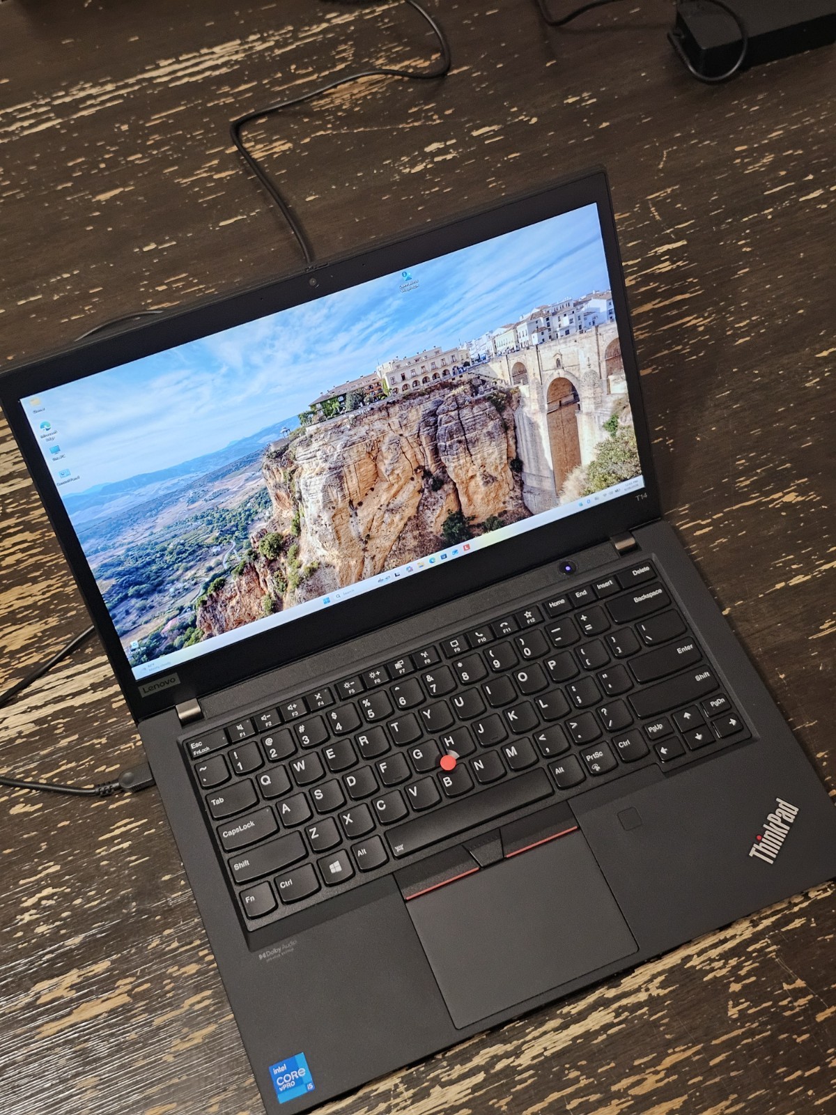 Lenovo Thinkpad T14 Gen 2i 14″ Core i5 512GB SSD 32GB RAM w/ Webcam WIN 11