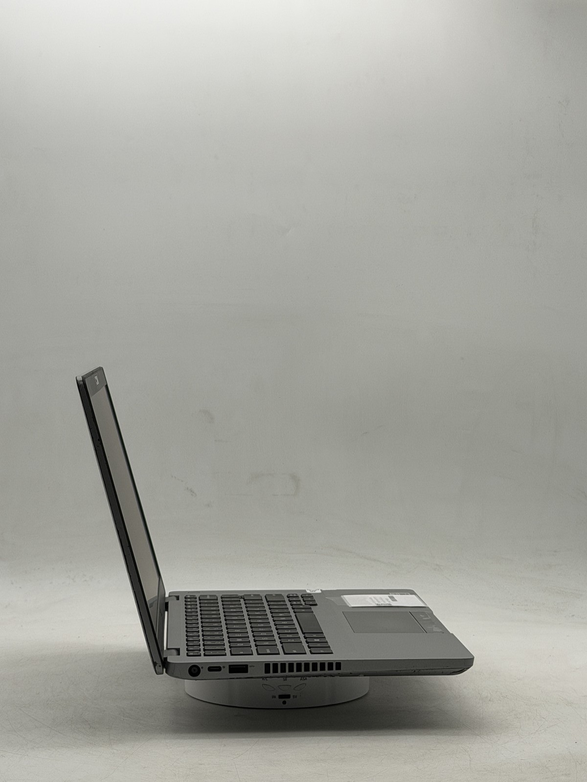 Dell Latitude (5410) 14″ i5-10210U 8GB 128GB *NO OS* — READ