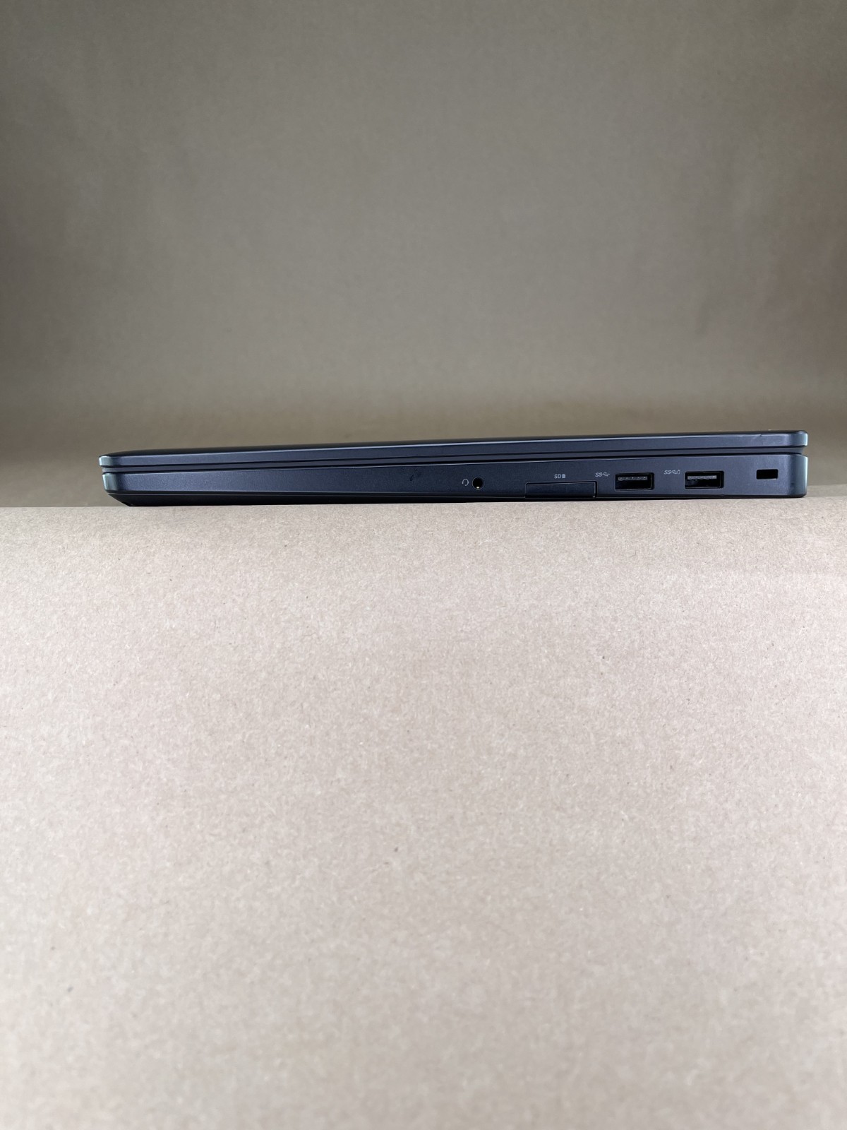 Dell Latitude 5570 15.6″ Core i3 128GB SSD 8GB RAM – Used / Serviced