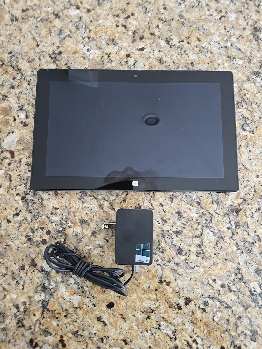 Microsoft Windows Surface RT 1516 10.6″ 3 Quad Core 1.3GHz 32GB SSD UNTESTED