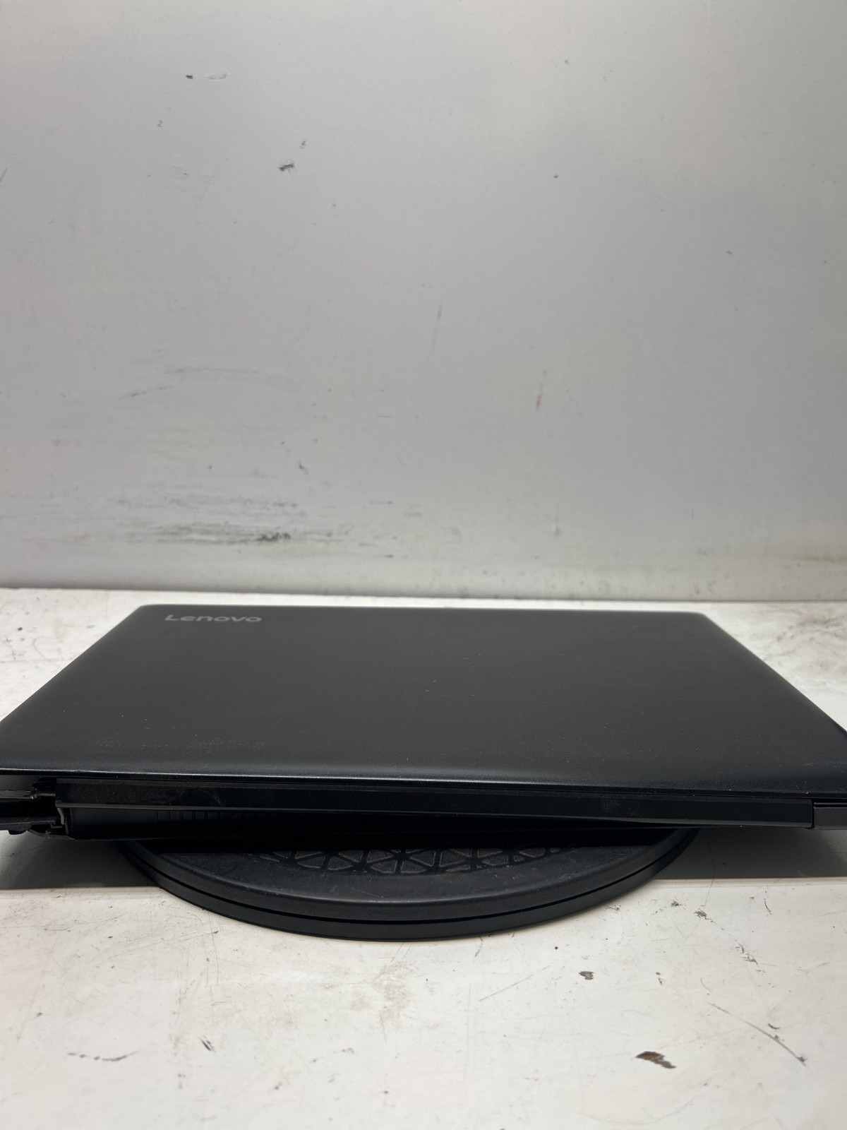 Lenovo IdeaPad 330 Intel Core i3 NO RAM NO HDD NO BAT – FOR PARTS