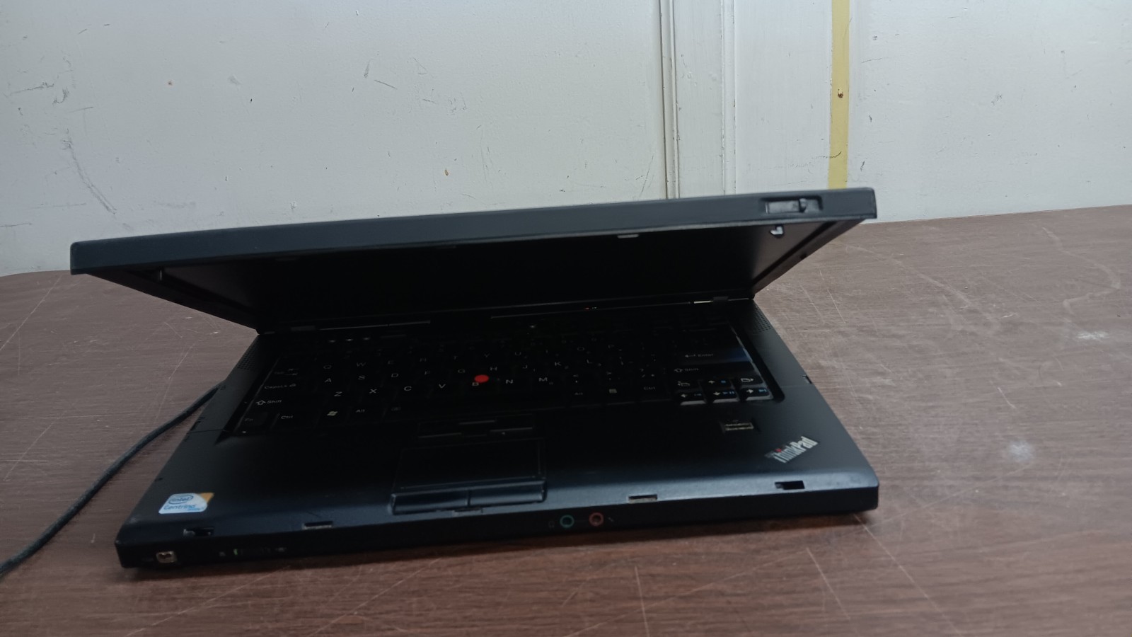 IBM Lenovo ThinkPad R400 Laptop core 2 Duo 100 GB HD Windows XP 14″ LCD Parts