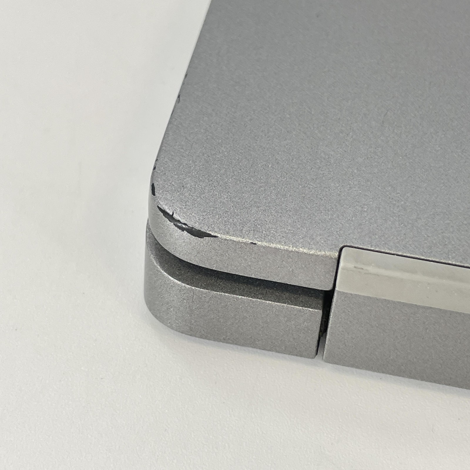 Dell Latitude 5330 13.3 Gray FHD 1.3GHz i5-1235U 16GB 256GB SSD Good WHITE SPOTS