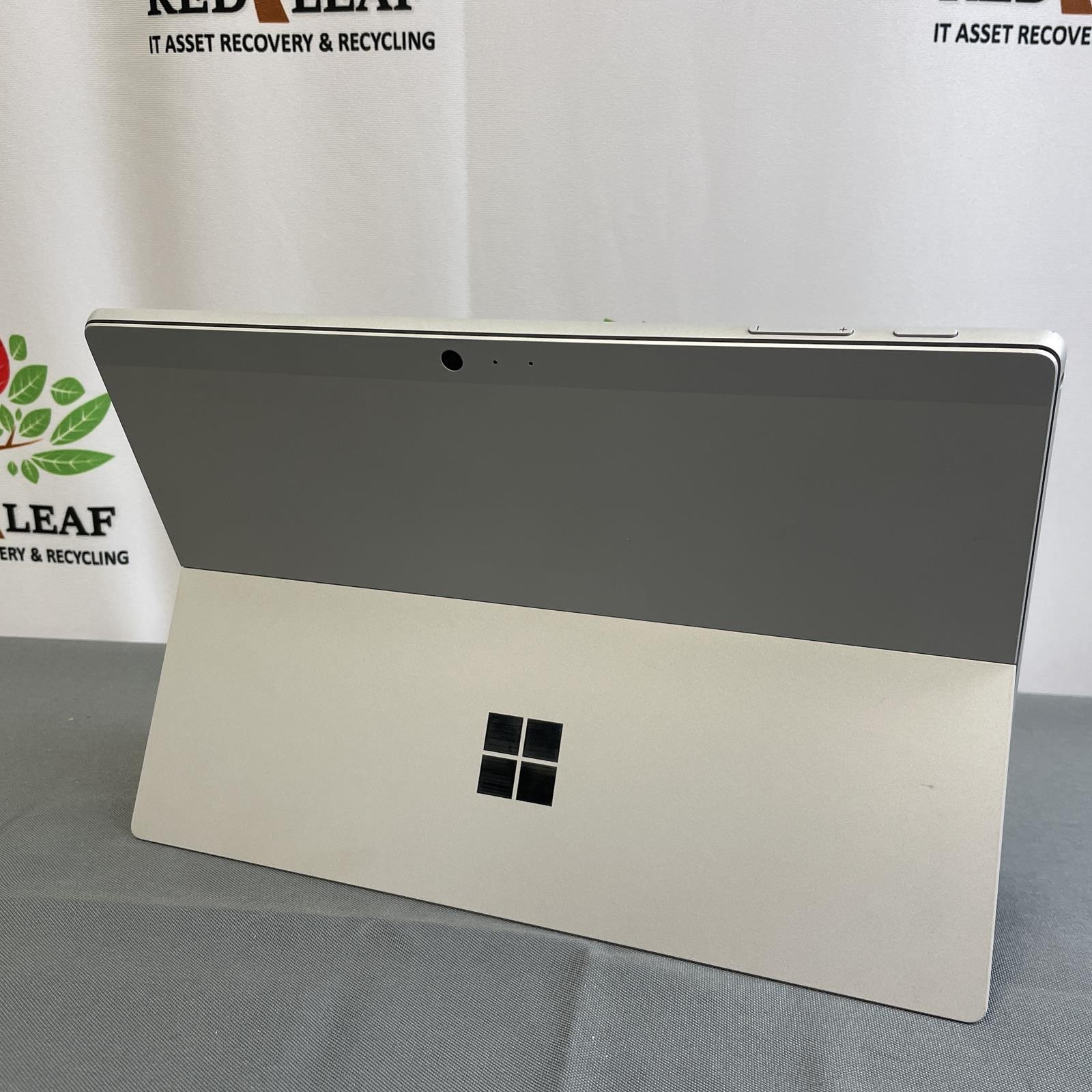 Microsoft Surface Pro 1807 12.3 in, Core i5-7300U, 8GB, 256GB NVMe, LTE (READ)