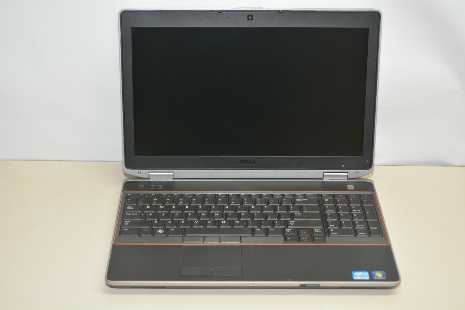 Dell Latitude E6520 Intel Core i7-2720QM 2.20GHZ 4GB Ram No HD #Z449