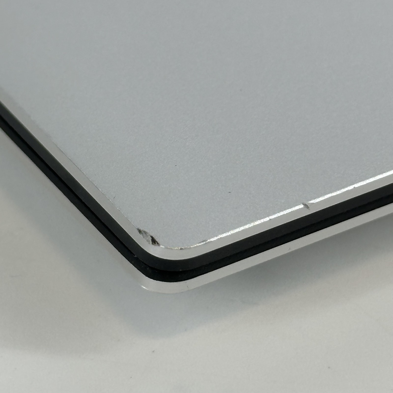 Dell XPS 15 9520 FHD+ 2.3GHz i7-12700H 32GB 512GB SSD NVIDIA RTX 3050 FRAME GAP