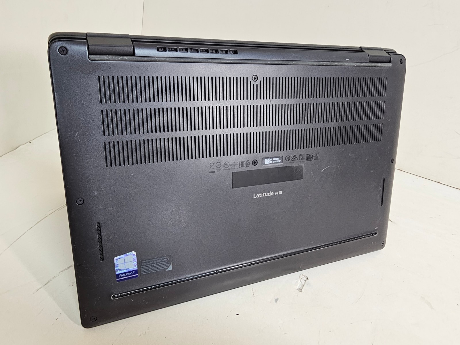 Dell Latitude 7410 Laptop – 1.8 GHz i7-10610U 16GB 256GB SSD WiFi Cam 14″ – SP1