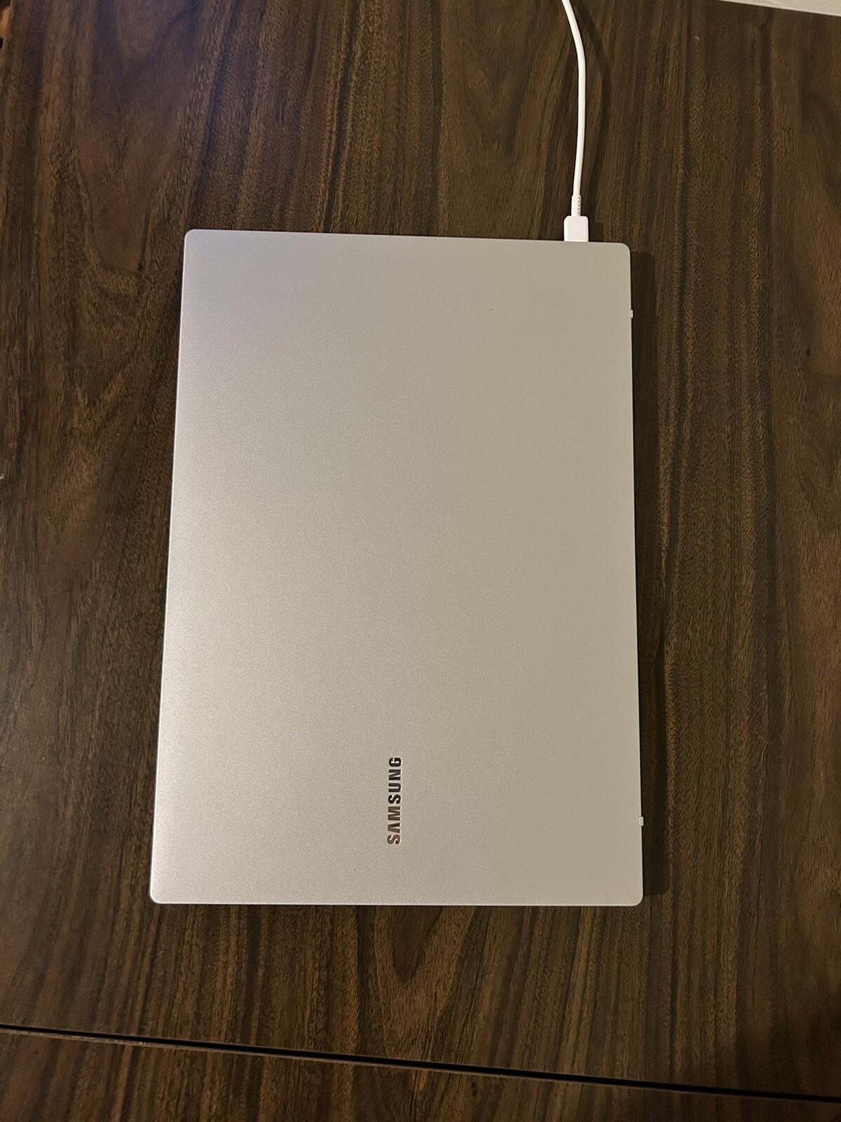 Samsung Galaxy Book Go 14″ (128GB eUFS, Qualcomm Snapdragon 7c 2nd Gen., 2.55…