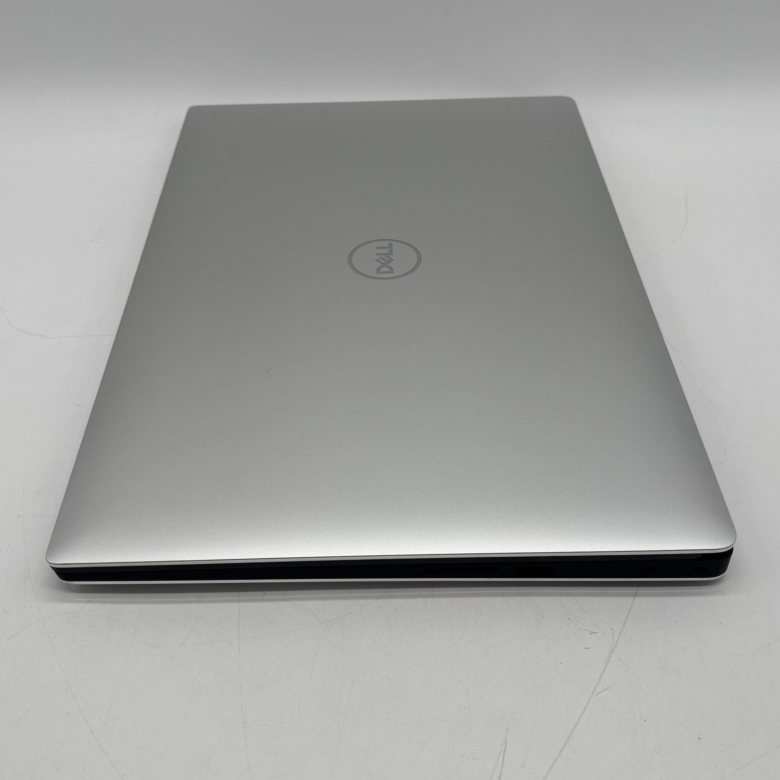 Dell Precision 5540 15.6″ i7-9850H 2.6GHz 16GB RAM 512GB SSD