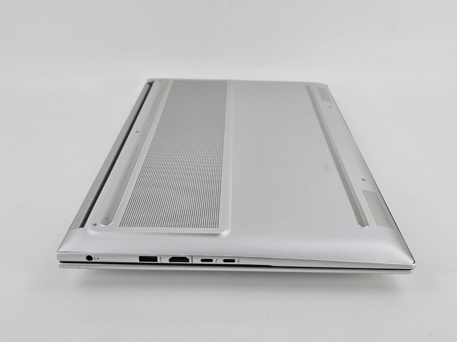 HP ENVY 16″ 120Hz Touch (Intel i7-13700H, 16GB, 1TB SSD, RTX 4060) – Used – Read
