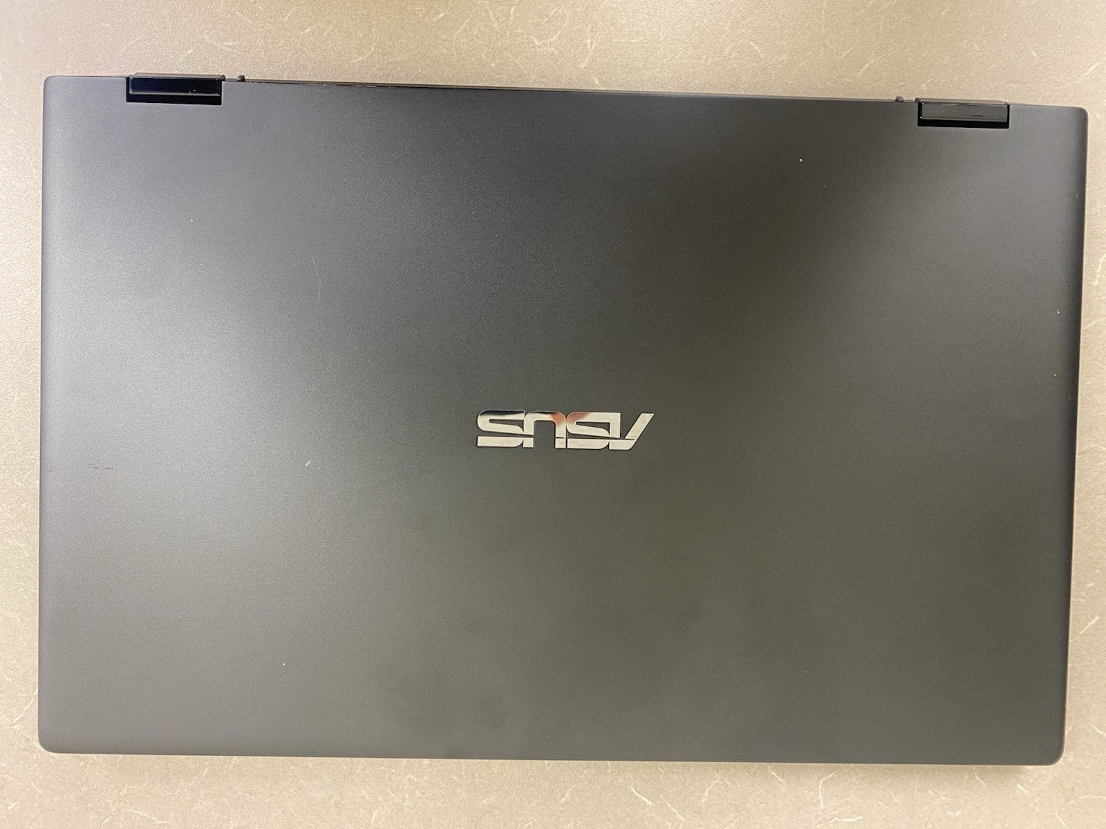 Asus ZenBook Q427FL TOUCH (i7-10th gen, 16GB RAM , 512 SSD) GeForce MX250 2 GB