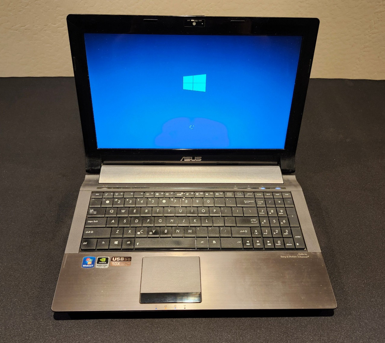 ASUS N53SV Intel i7, GeForce 540M