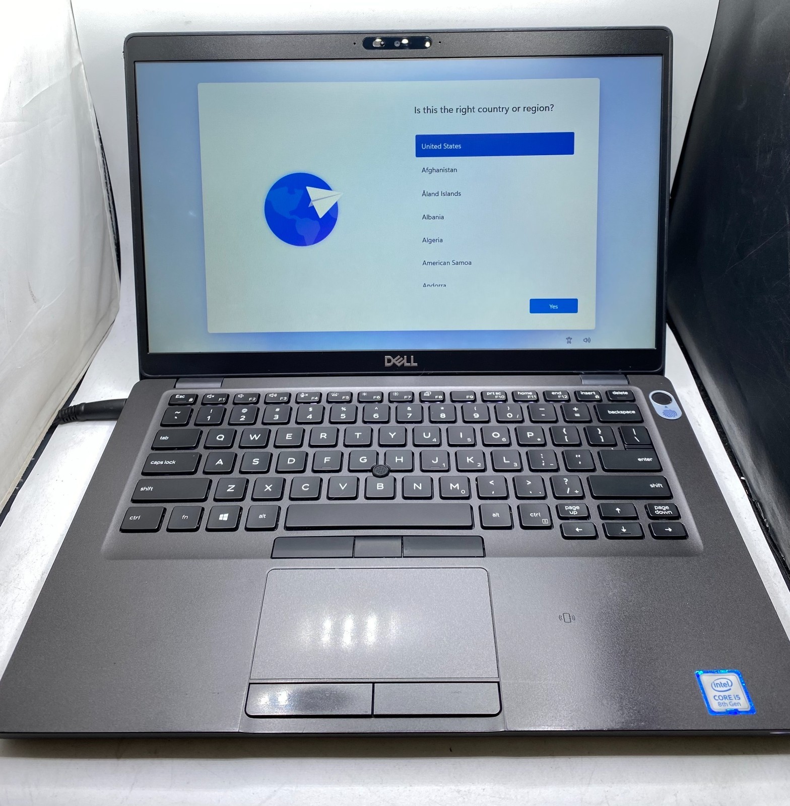 Dell Latitude 5400 14″ Laptop Intel Core i5-8365U 1.6GHz 8GB RAM 256GB SSD