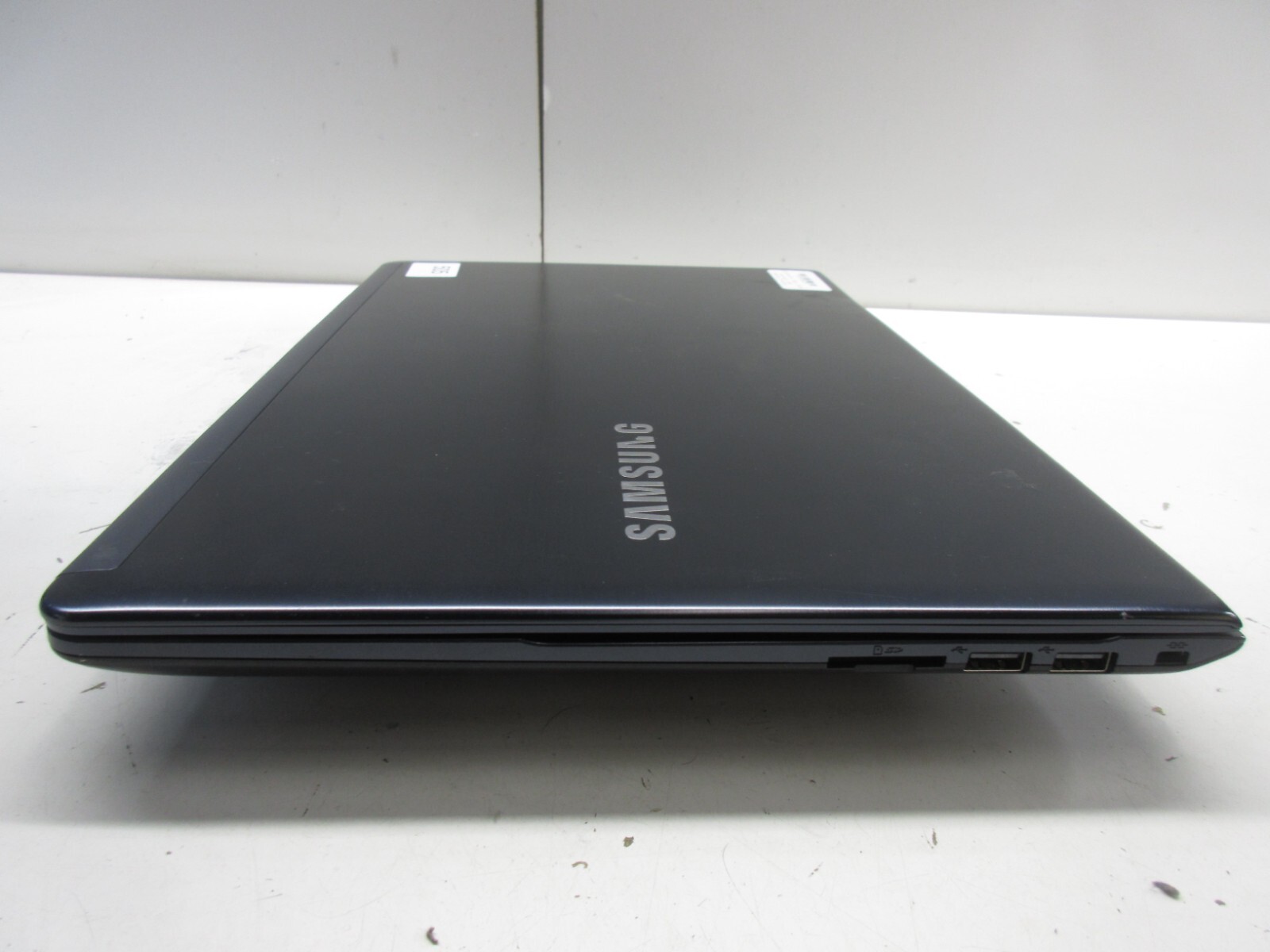 Samsung NP470R5E Intel Core i7-3537u 2GB NO HDD No Batt READ