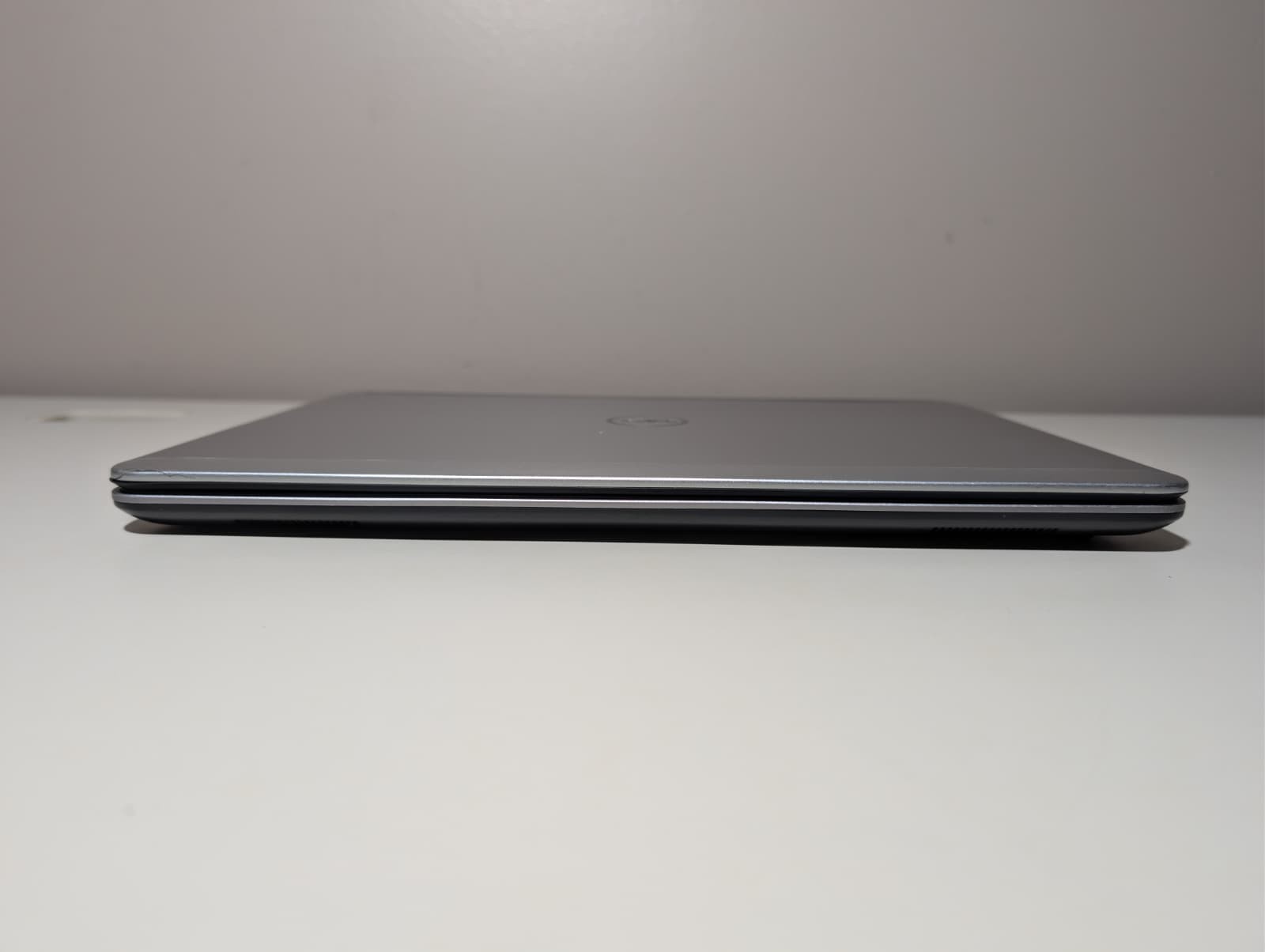 12″ Dell Latitude E7240 Excellent | i5 4th 8GB RAM 128GB SSD | Windows 10 Pro