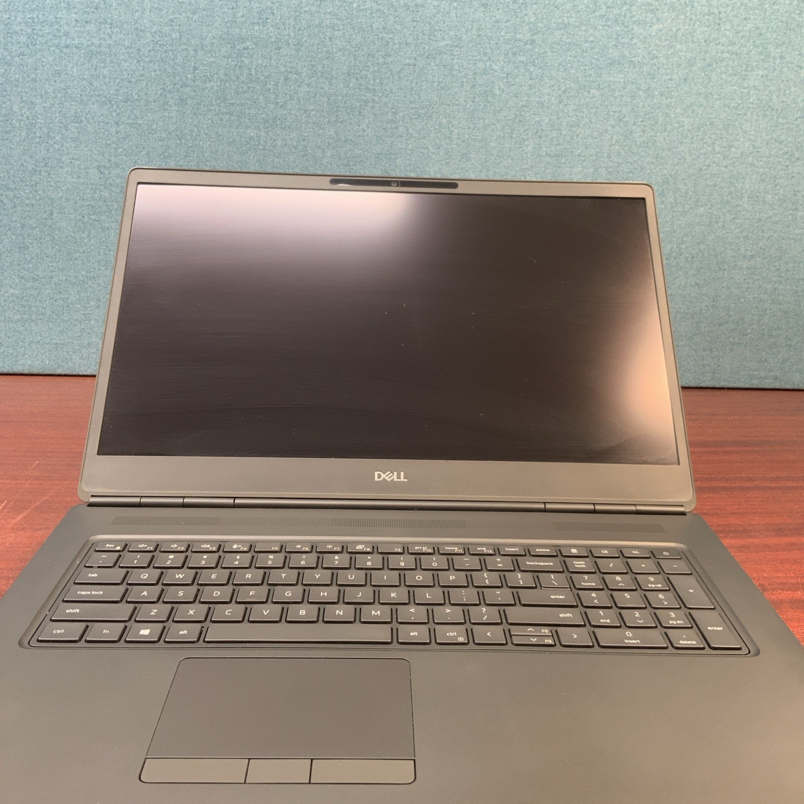 Dell Precision 7750 Intel i9-10885H 64GB RAM 1024 GB SSD Win 11 Pro