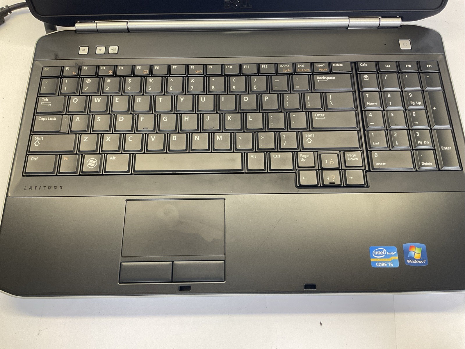 Dell Latitude E5520 | i5-2nd Gen | Powers On(J9)