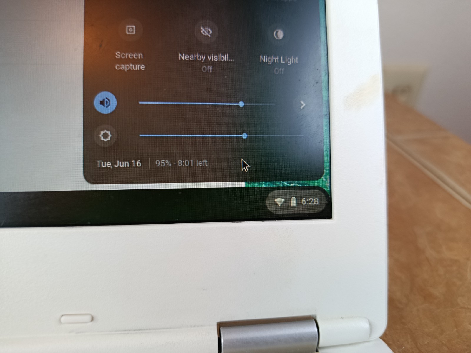 ACER Chromebook CB3-131 N15Q10 w/ Power Adapter Charger White