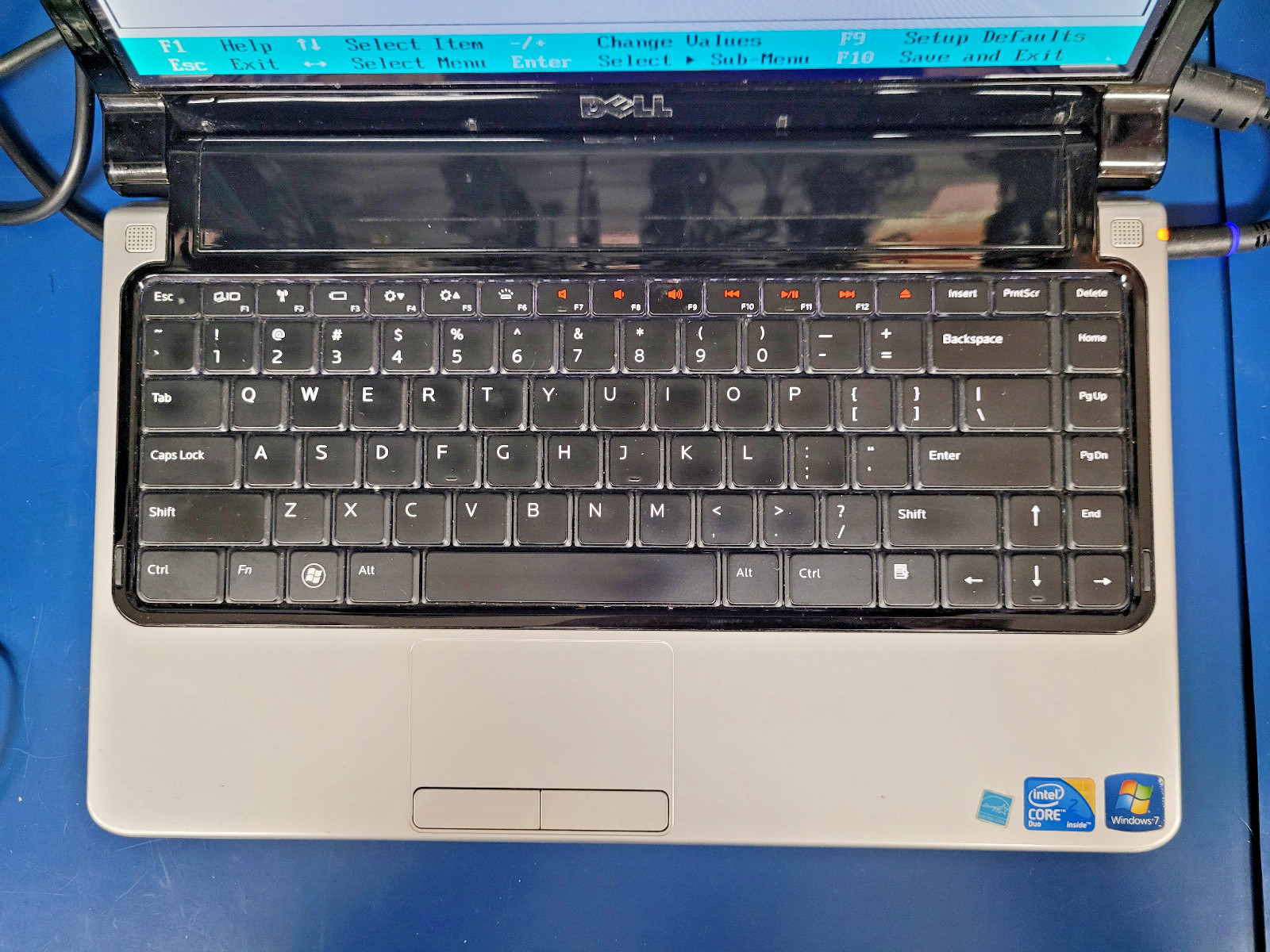 Dell Studio 1440 (PP40L) Laptop Intel Core Duo T6600 @2.20GHz 644 KB RAM No HDD