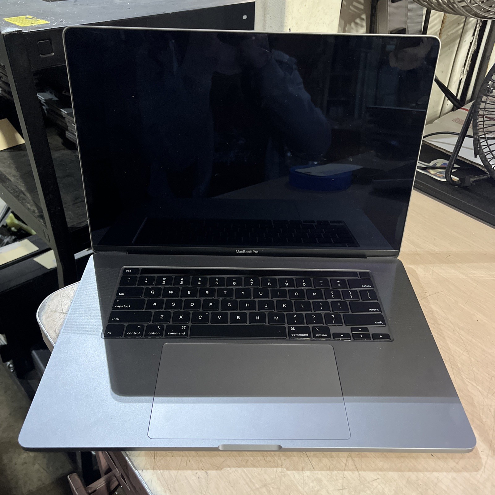 APPLE MACBOOK PRO 16″ 2019 CORE I7-9750H 2.6GHZ 16GB 512SSD