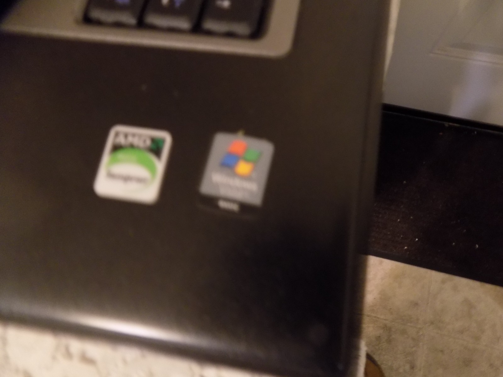 Dell Latitude D531 Laptop 15,4″ AMD Sempron 3600+ 2GHz 120gb HDD 2gb Ram Power