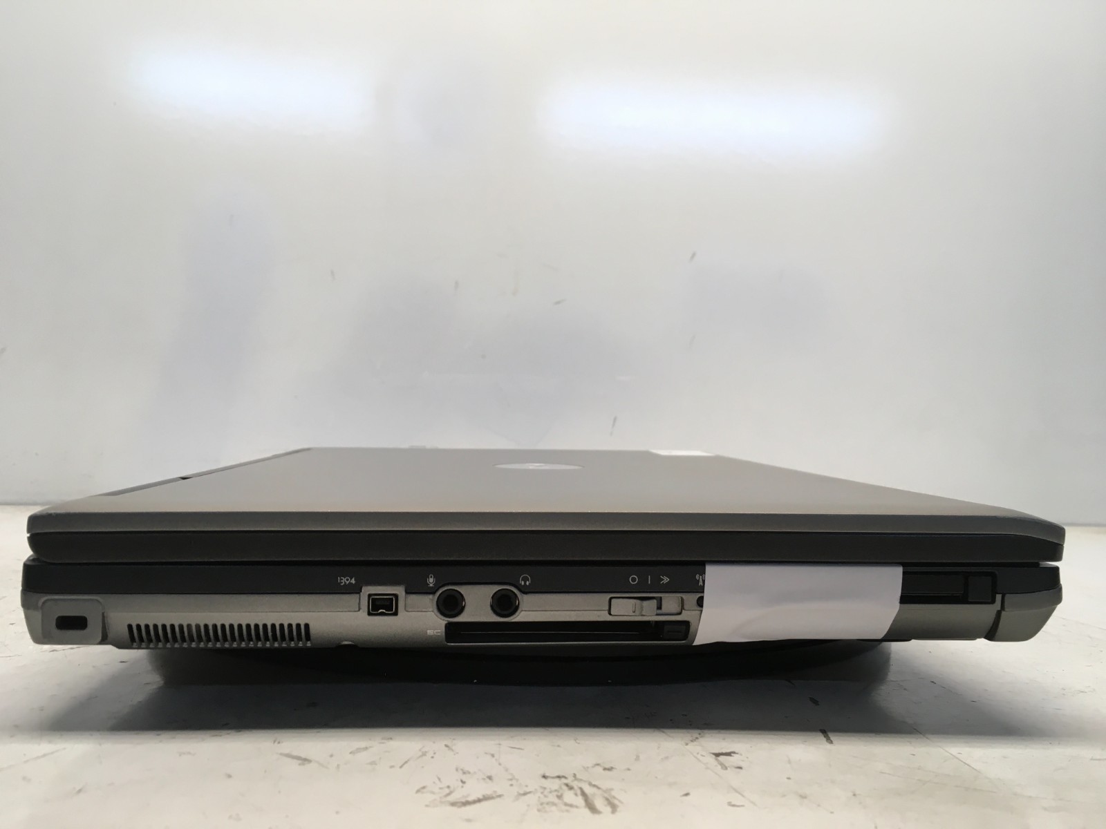 Dell Latitude D830 Intel Core 2 Duo 06FA 2GHz 2 GB 500 GB WINDOWS XP