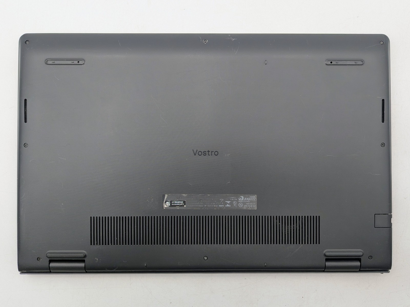 Dell Vostro 15 3510 15″ FHD I5-1035G1 256GB SSD 8GB W11P Webcam FP Reader