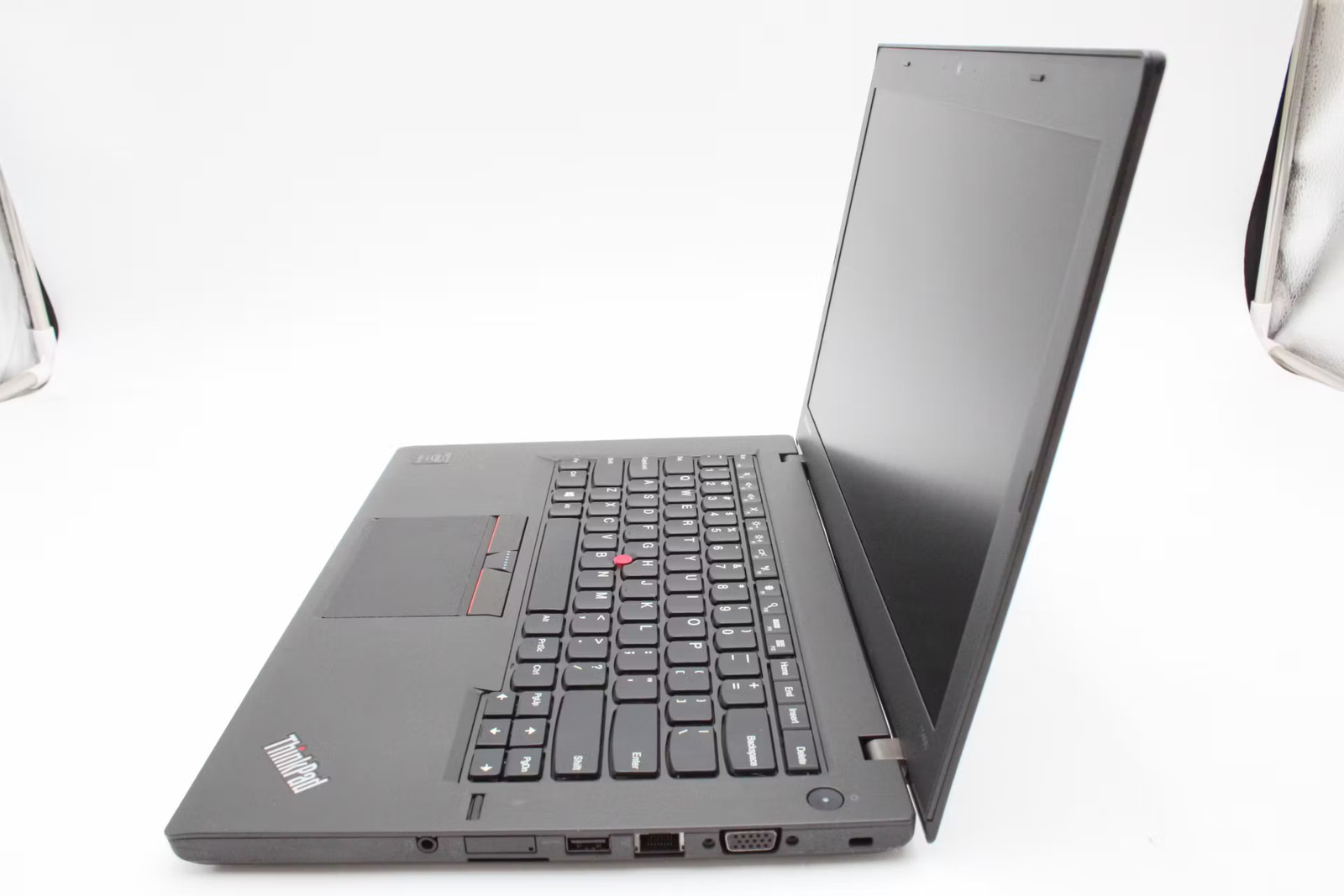 Lenovo ThinkPad T450 Used 14″ i5-5200U, 500GB HDD, 8GB RAM