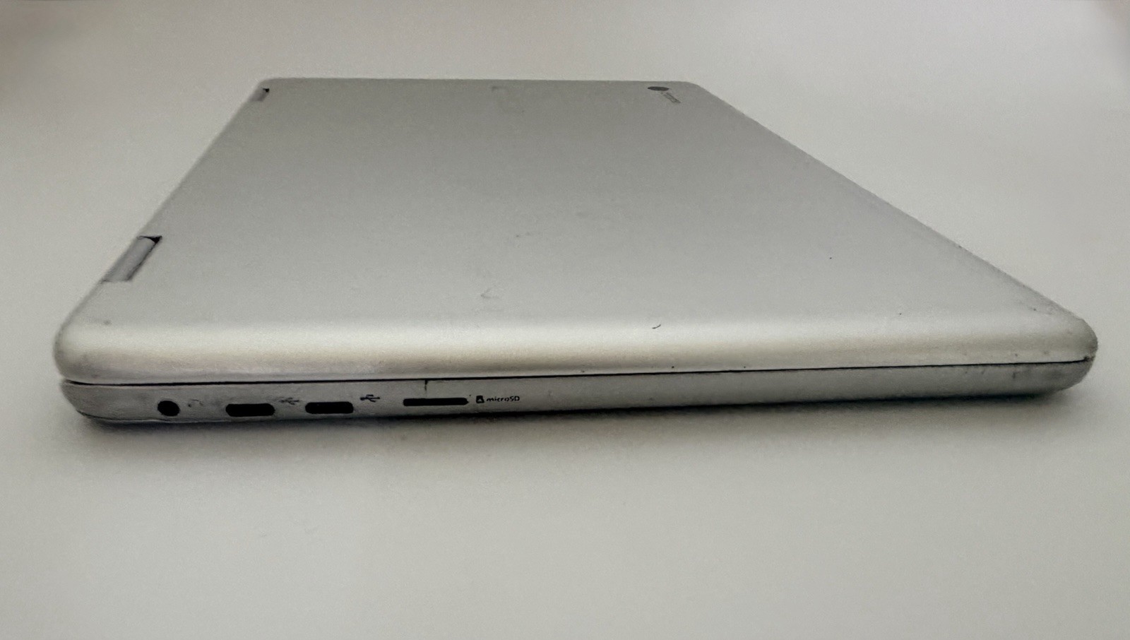 Samsung XE520QAB Chrome Plus V2 12.2″ Intel Celeron 2GB Laptop READ
