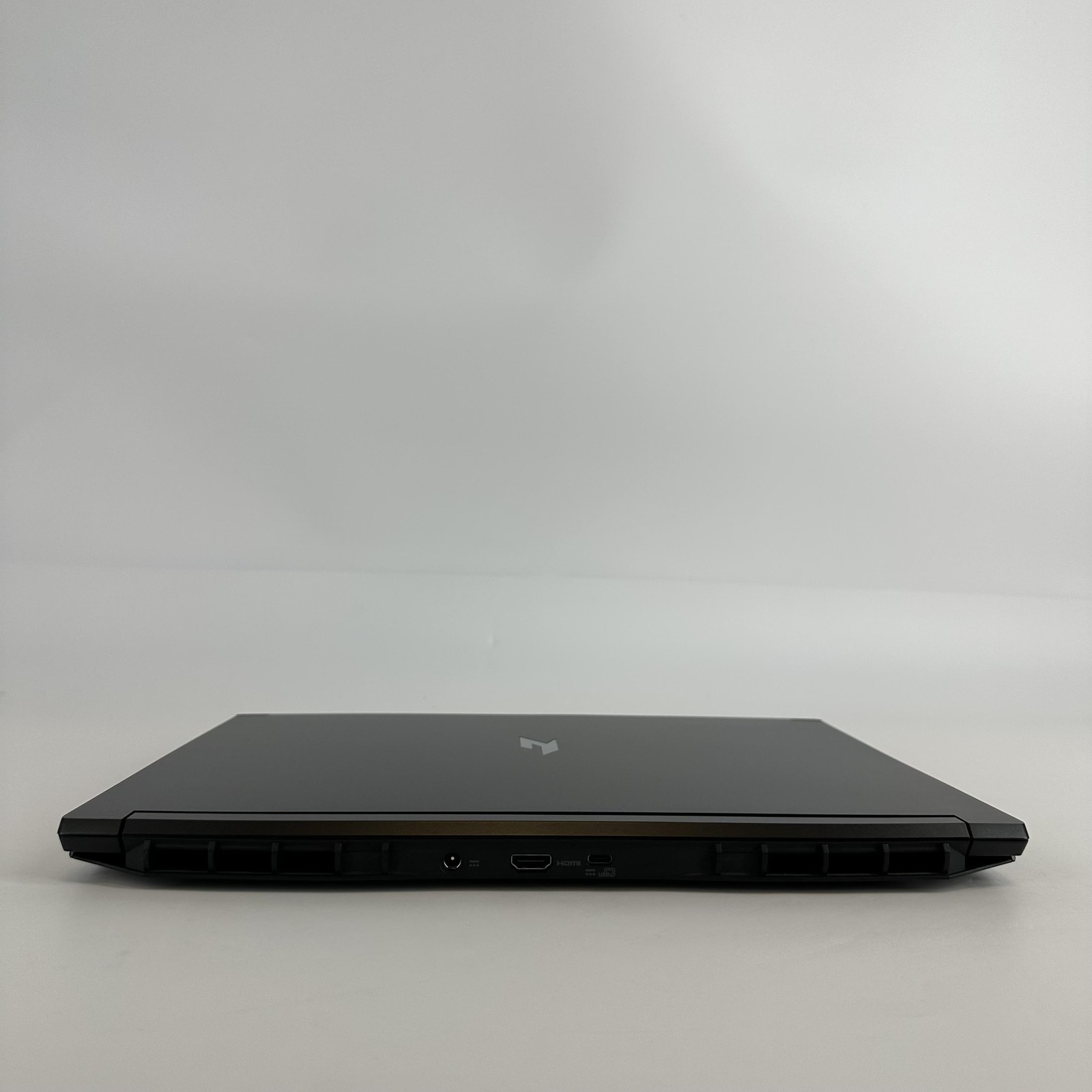 Acer Nitro V 16S AI 16 180Hz FHD+ 3.8 GHz Ryzen 7 260 32GB 1TB SSD RTX 5060