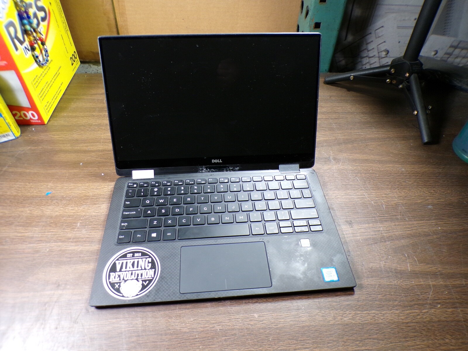DELL P71G INTEL CORE i7 8TH GEN 8GB RAM **NO POWER ON **NO HD/ NO CADDIE/ NO OS/