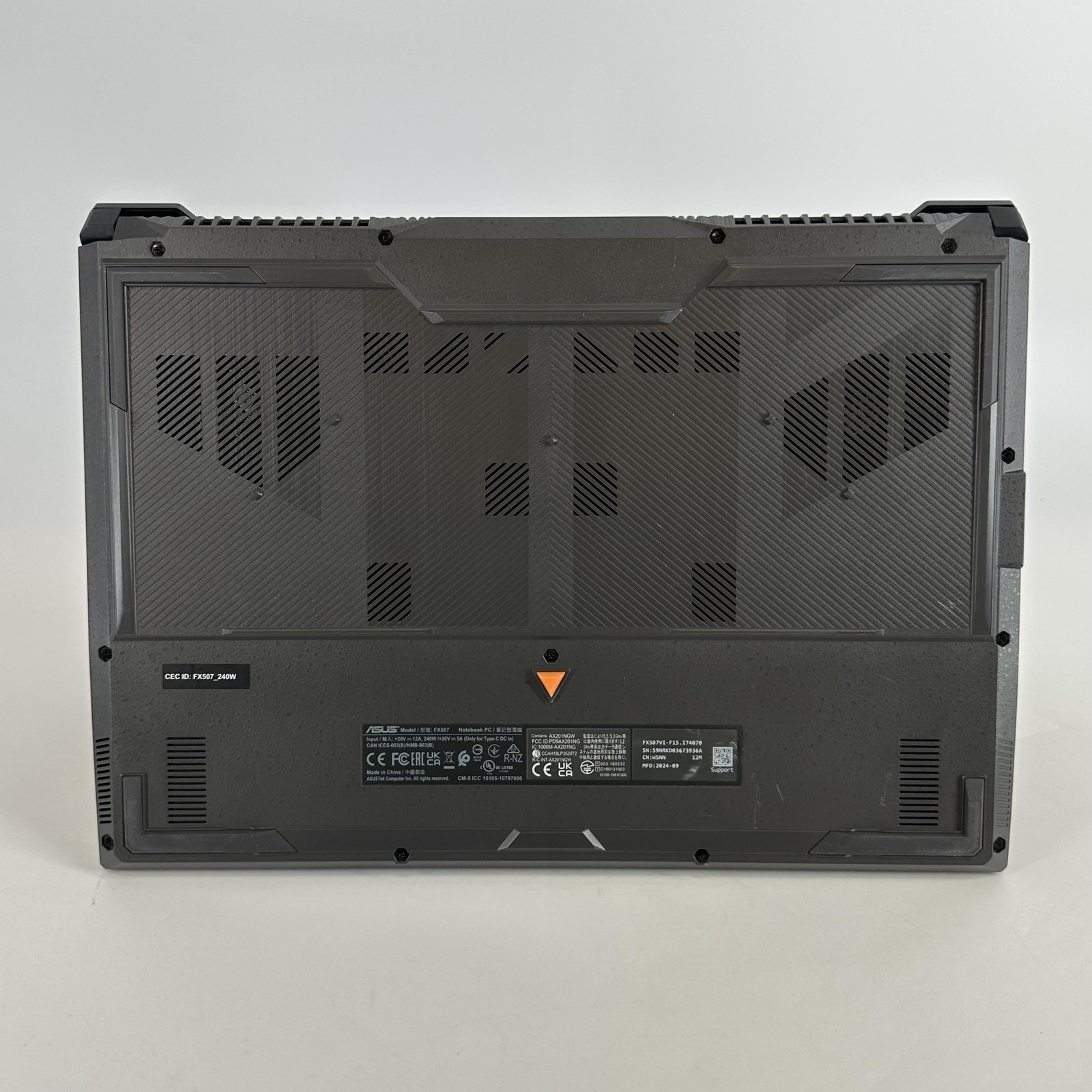 Asus TUF F15 143Hz FHD 2.4 GHz i7-13620H 16GB 1TB SSD RTX 4070 FRAME GAP