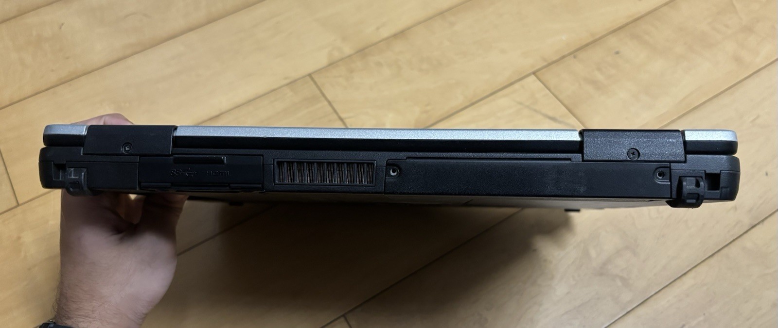Panasonic Toughbook FZ-55 i5-8365U 1.6GHz 8GB Ram For Parts and Repair BD