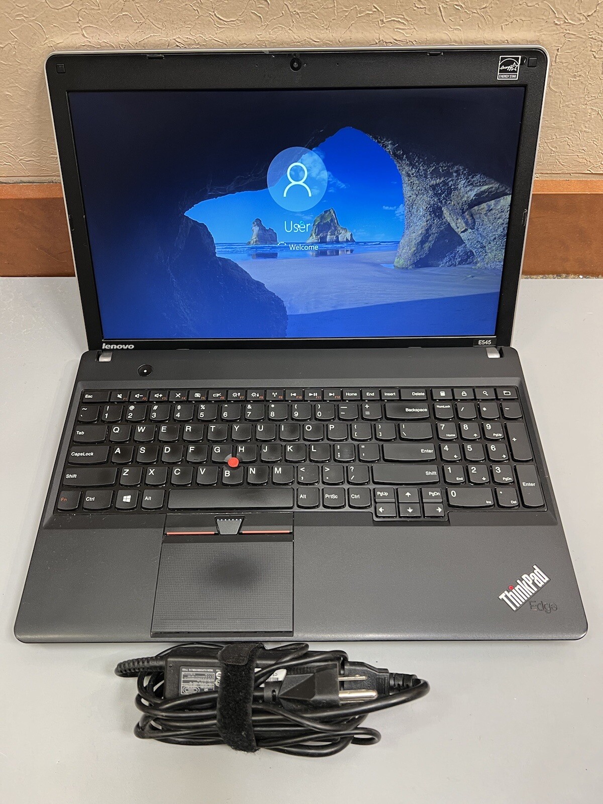 Lenovo thinkpad E545 AMD A6-5350M Radeon HD 2.90GHz 4GB RAM 320GB HDD WEBCAM