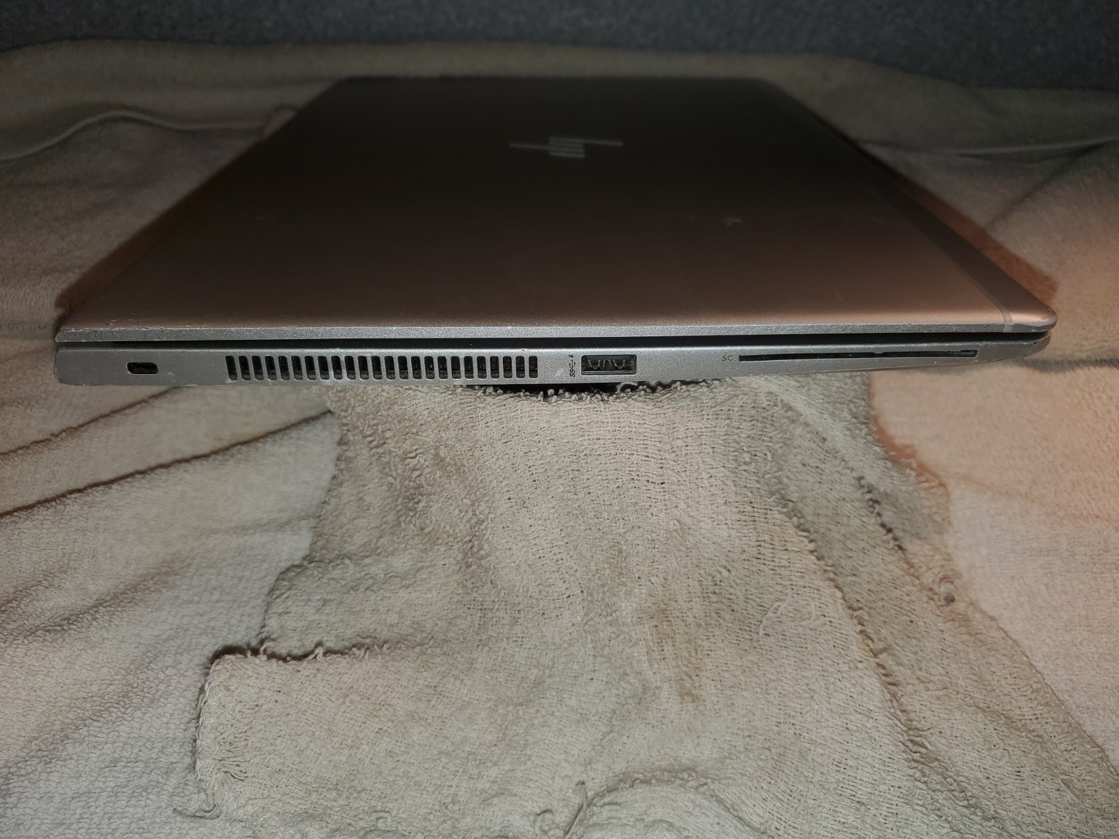 HP EliteBook 840 G5 Intel i5-8250U 256GB SSD 16GB RAM No OS/Power Supply