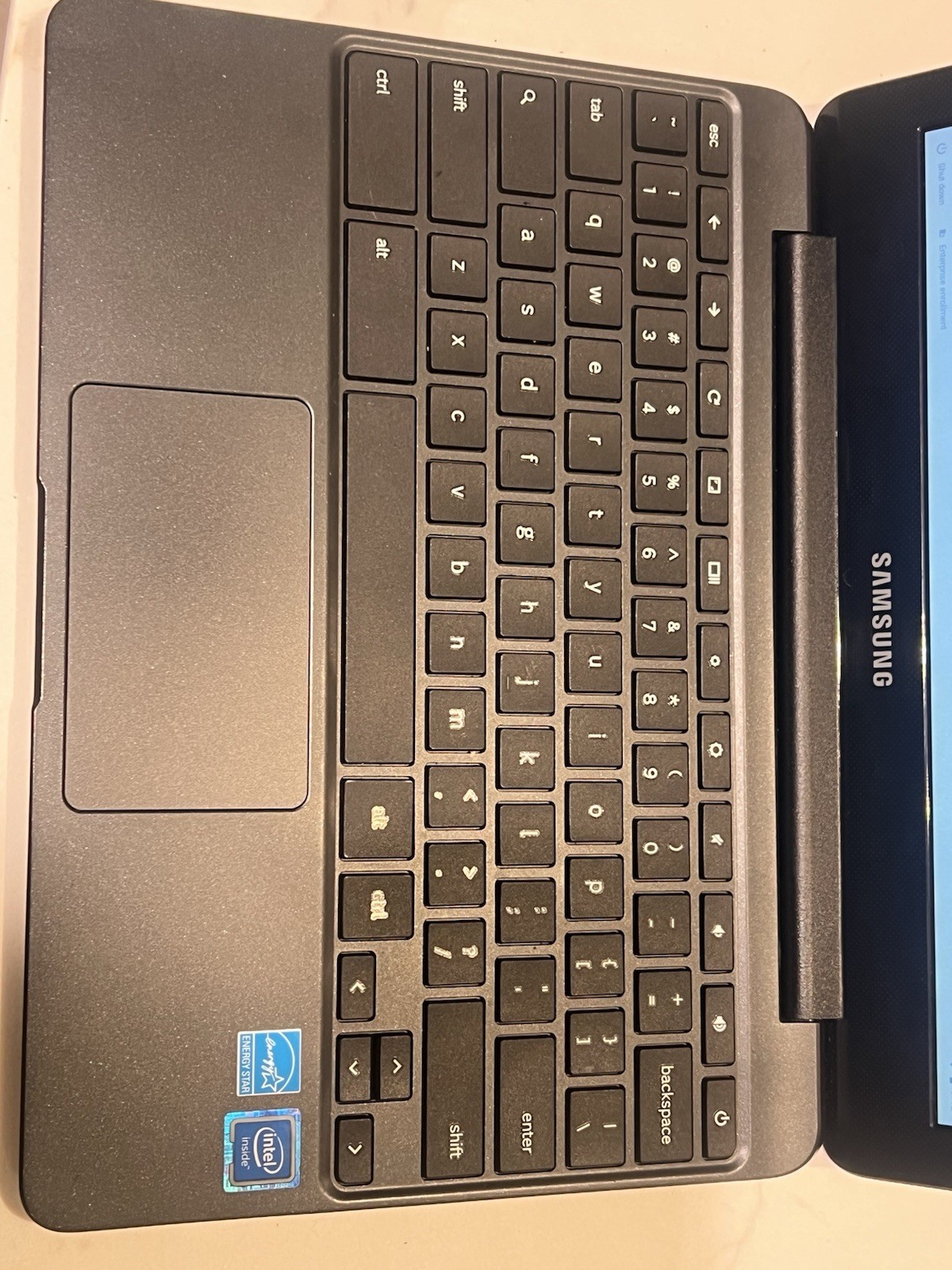Samsung Chromebook 3 4GB Ram 16GB SSD 11.6-Inch Laptop – Black – XE500C13