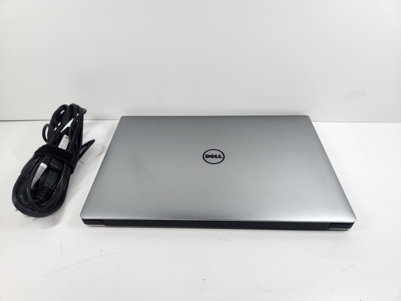 Dell XPS 15 9500 15″ Laptop FHD Intel Core i5 16GB RAM 256GB SSD Win 11