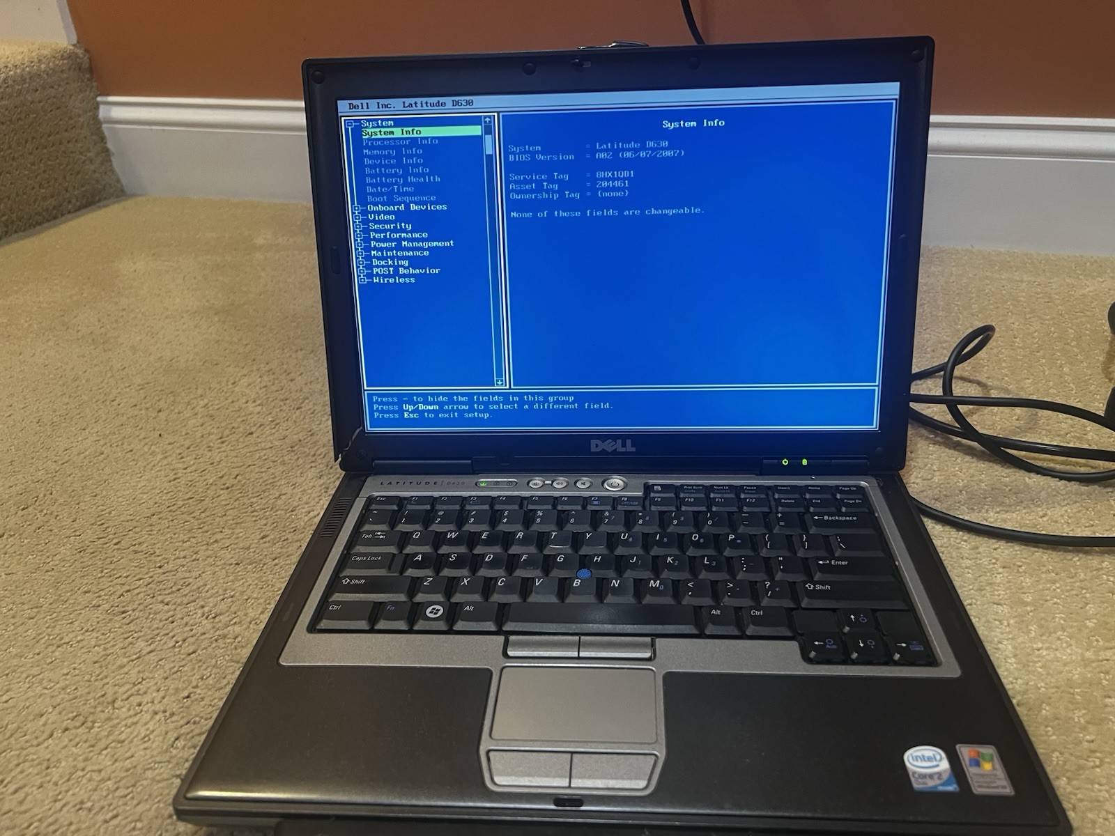 Dell Latitude D630 15″ 1.8GHz 2GB Laptop Needs Battery Hard Drive & Screen Bezel