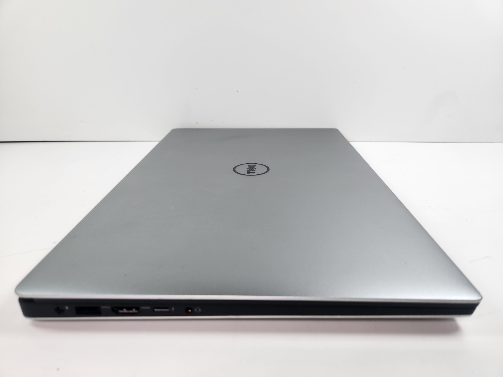 Dell XPS 15 9500 15″ Laptop FHD Intel Core i5 16GB RAM 256GB SSD Win 11