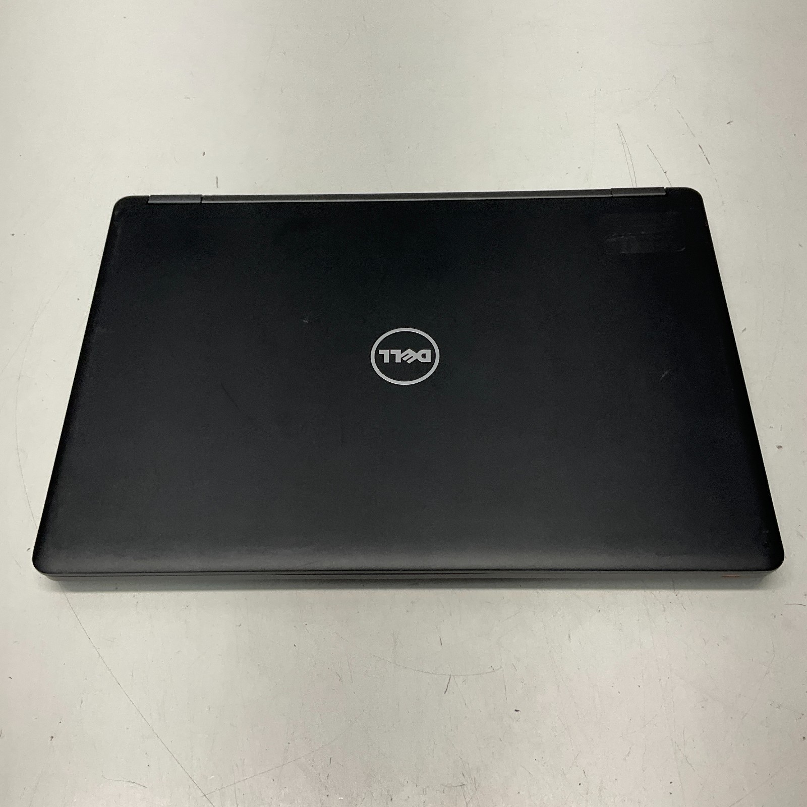 Dell Latitude 5480 14″ Intel Core i5-6300U 2.40GHz 8GB 128GB SSD Windows 10 Pro