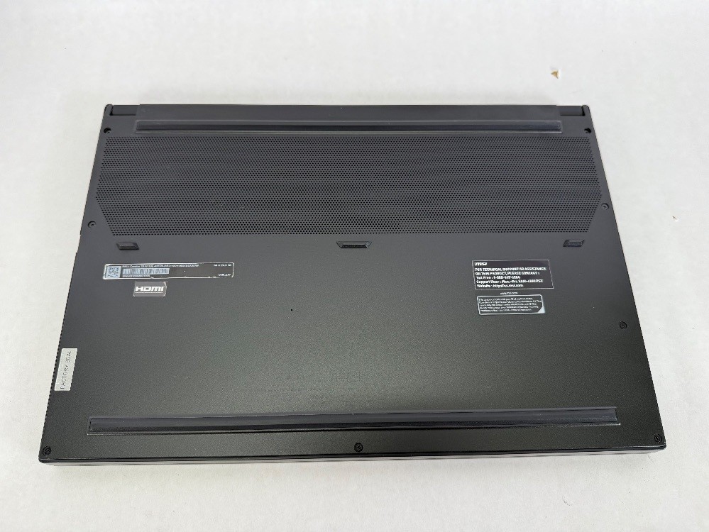 MSI Creator 15 Professional 15.6″ OLED Laptop (A11UE-491)