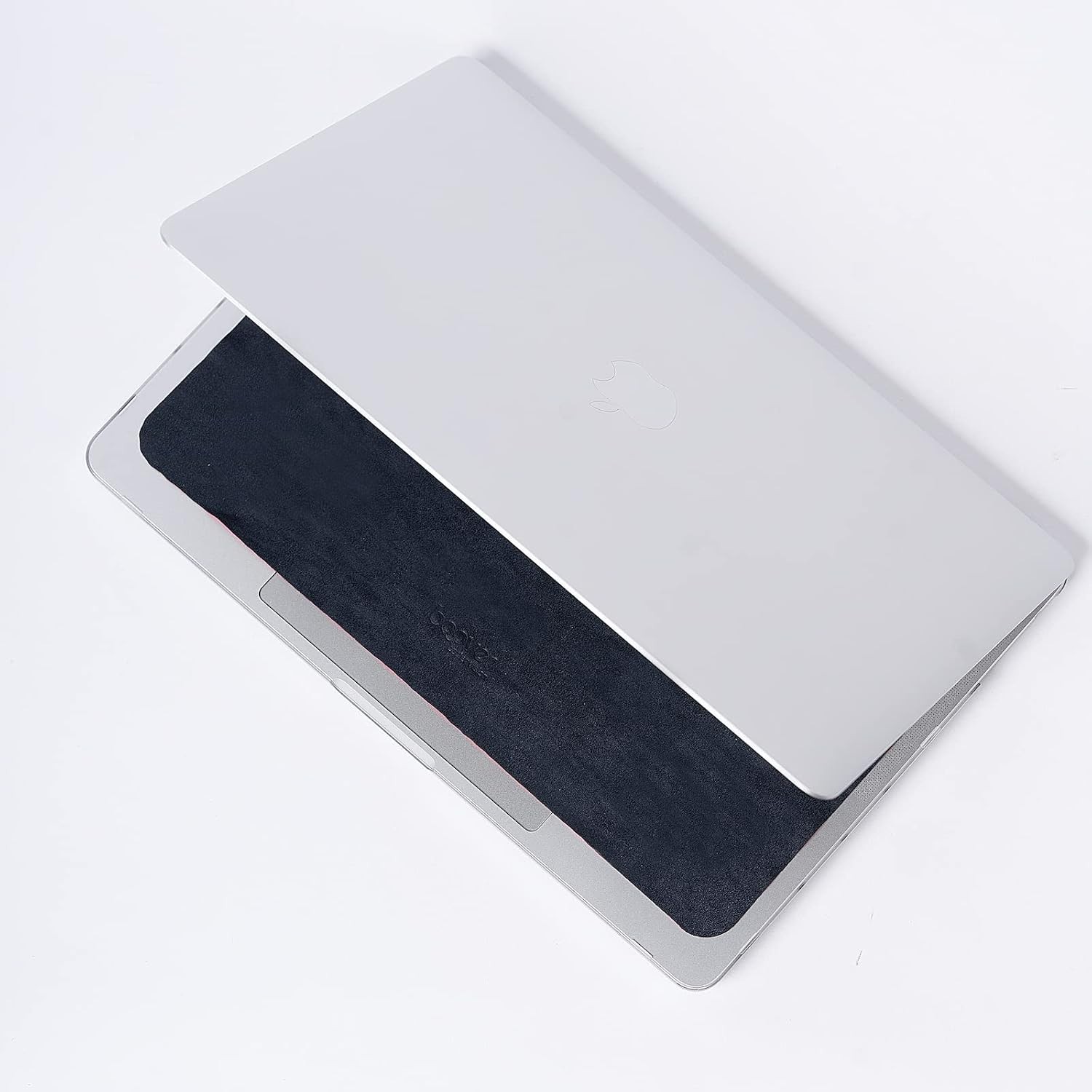 Screen Protector for 13″ MacBook – Microfiber Cleaning Cloth, 2 Pack
